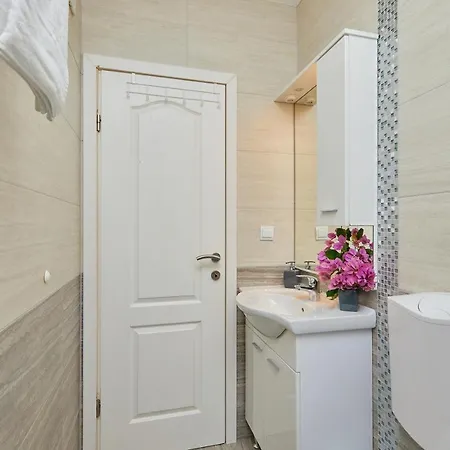 Vicko Vodnica Appartement *