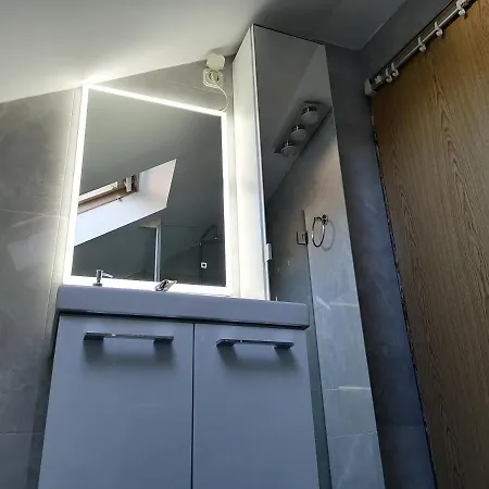 Vicko Vodnica Apartamento *