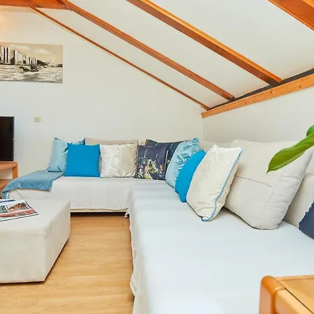 Vicko Vodnica * Zaton (Dubrovnik-Neretva)